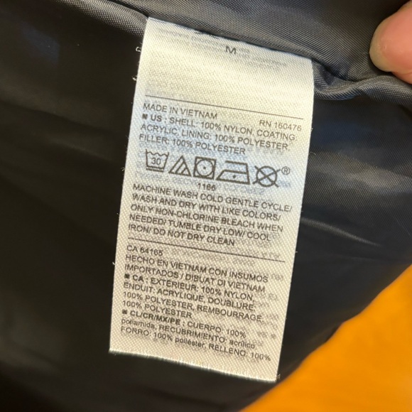 Old Navy Medium Black Puffy Vest - Picture 10 of 11